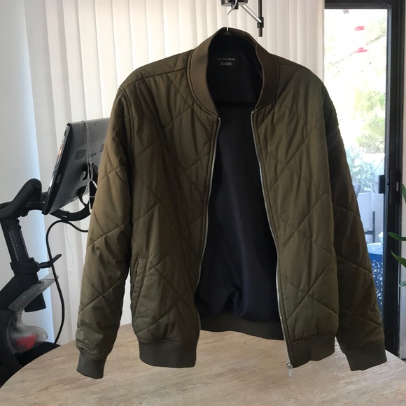 Zara Other - Zara Men’s Bomber jacket - olive green